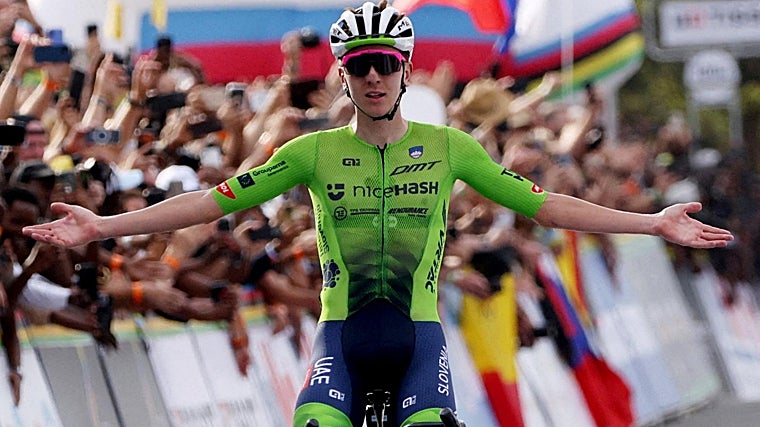 Pogacar entra vencedor en la carrera del Mundial celebrado en Ruanda